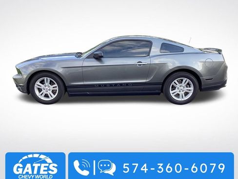 Used 2011 Ford Mustang Coupe w/ Security Pkg RWD image 6