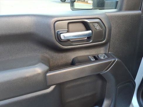 Used 2020 Chevrolet Silverado 2500 W/T w/ WT Convenience Package image 11