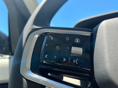 New 2024 Land Rover Discovery Sport S image 16