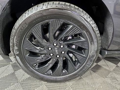 New 2025 Lincoln Navigator L Reserve w/ Jet Appearance Package AWD/4WD image 9