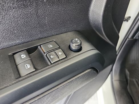 Used 2021 Toyota Tacoma SR w/ SX Package RWD image 16