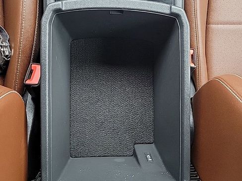 Certified 2023 Volkswagen Atlas SE w/ Black Wheel Package image 10