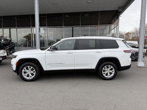 Used 2023 Jeep Grand Cherokee L Limited image 3