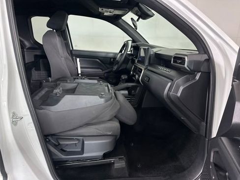 Used 2024 Toyota Tacoma SR image 26