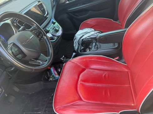 Used 2020 Chrysler Pacifica Limited w/ Quick Order Package 27H Red S image 7