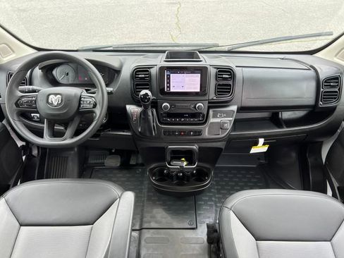 Used 2026 RAM ProMaster 2500 w/ Convenience Group FWD image 33