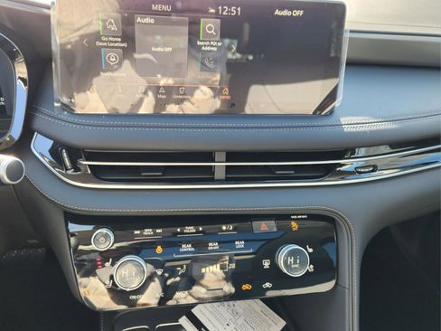 Certified 2025 INFINITI QX60 Luxe w/ Lighting Package (N94) image 19