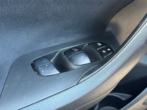 Used 2015 Nissan Altima 2.5 S w/ Power Driver Seat Package image 7