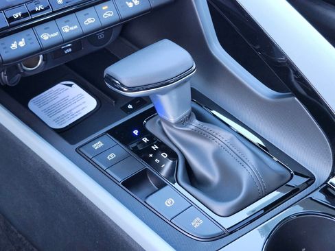 New 2026 Hyundai Elantra Limited FWD image 27
