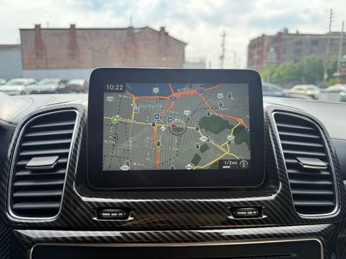 Used 2016 Mercedes-Benz GLE 63 AMG S image 11