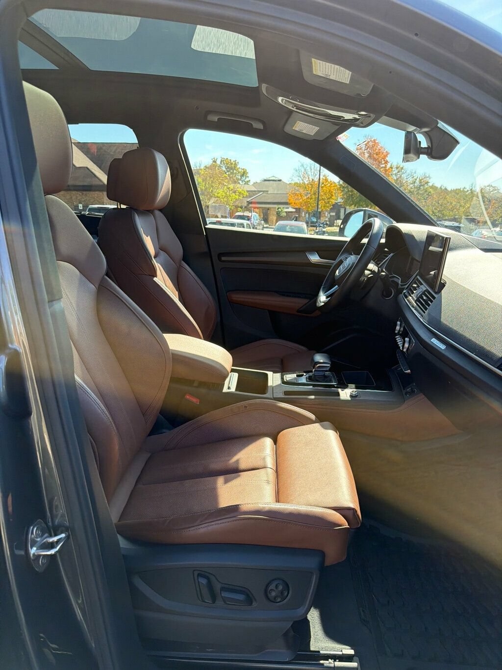 Used 2023 Audi Q5 2.0T Prestige w/ Prestige Package AWD/4WD image 13