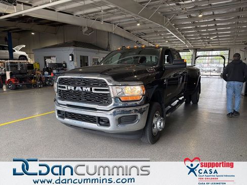 Used 2022 RAM 3500 Tradesman image 1