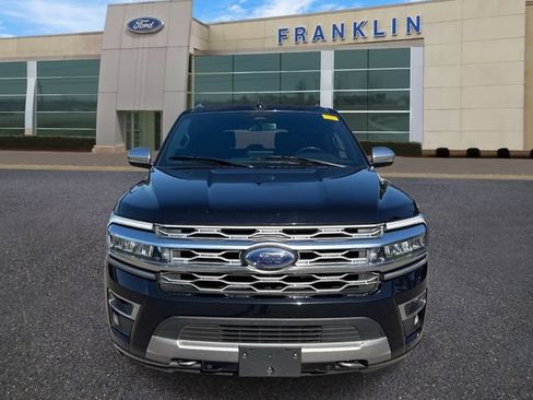 Used 2023 Ford Expedition Platinum AWD/4WD image 2