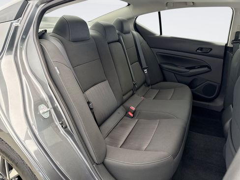 Used 2023 Nissan Altima 2.5 SV w/ SV Premium Package AWD/4WD image 19