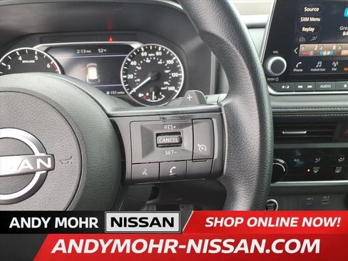 Used 2023 Nissan Rogue S image 21