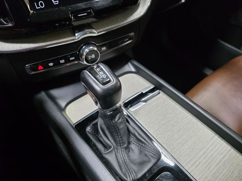 Used 2018 Volvo XC60 T6 Inscription image 39