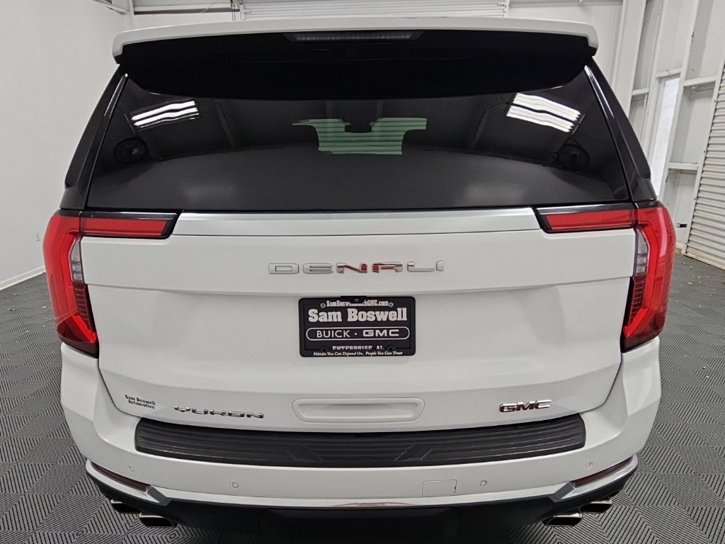 Certified 2025 GMC Yukon Denali RWD image 8