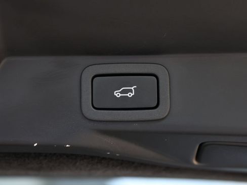 Used 2019 Land Rover Range Rover Sport HST AWD/4WD image 14