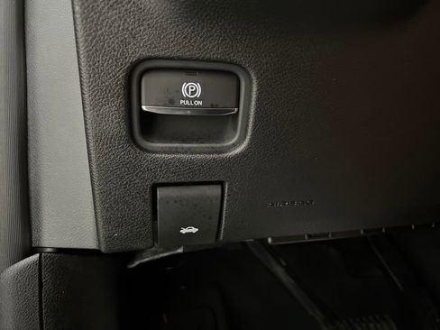 Used 2023 Jeep Grand Cherokee 4WD 4xe image 42