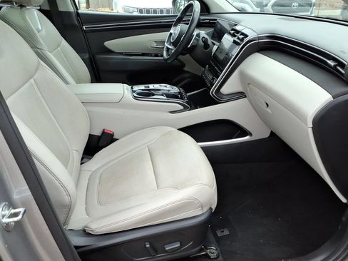Used 2024 Hyundai Tucson Limited FWD image 16