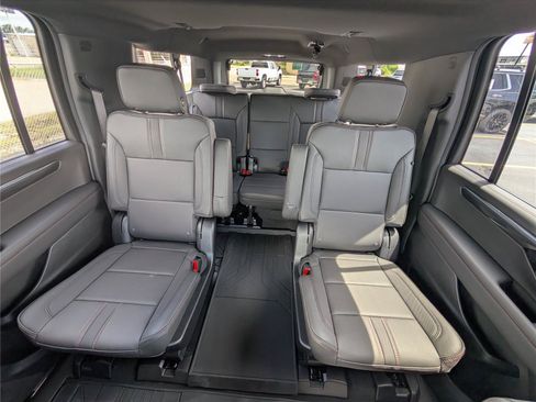 New 2026 Chevrolet Suburban RST w/ Comfort Package RWD image 4