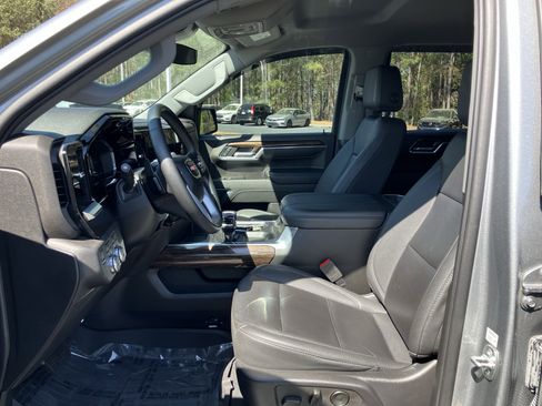 Used 2023 GMC Sierra 1500 Elevation w/ Elevation Premium Package image 16