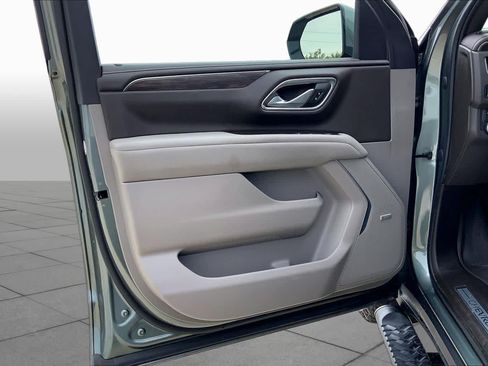 Used 2023 Chevrolet Tahoe Z71 AWD/4WD image 22