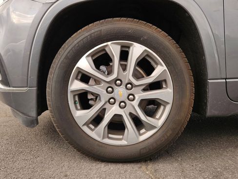 Used 2020 Chevrolet Traverse Premier AWD/4WD image 13