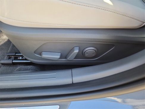 New 2025 Hyundai Sonata Limited image 12