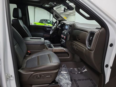 Used 2021 GMC Sierra 1500 Denali w/ Denali Ultimate Package AWD/4WD image 15