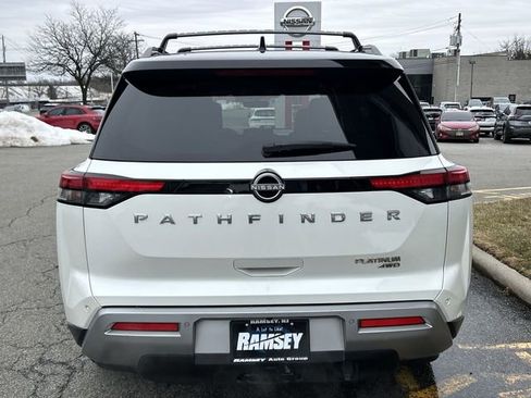 Certified 2023 Nissan Pathfinder Platinum AWD/4WD image 27