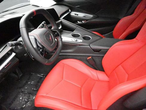 Used 2026 Chevrolet Corvette Stingray Convertible w/ 1LT RWD image 11