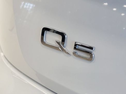 Used 2021 Audi Q5 2.0T Premium w/ Convenience Package AWD/4WD image 7