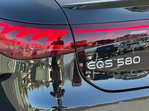 Certified 2023 Mercedes-Benz EQS 580 4MATIC Sedan image 12