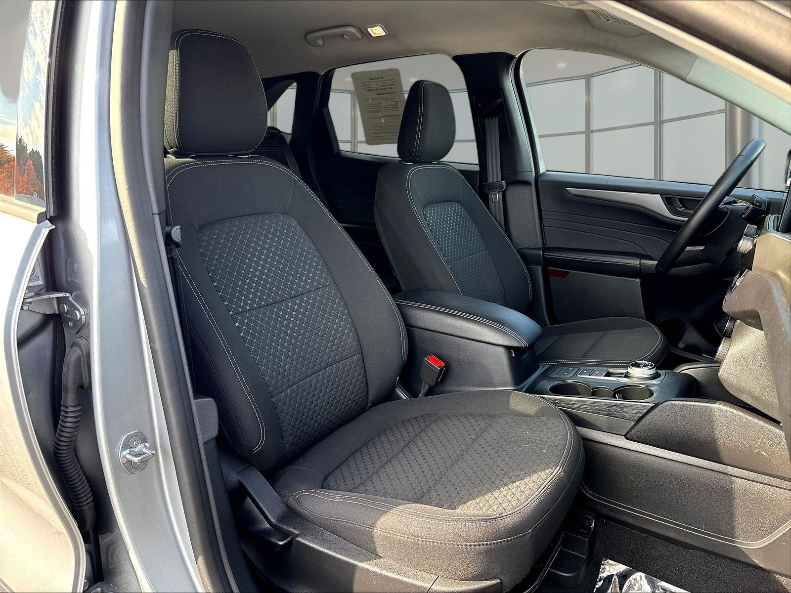 Used 2023 Ford Escape Active AWD/4WD image 31