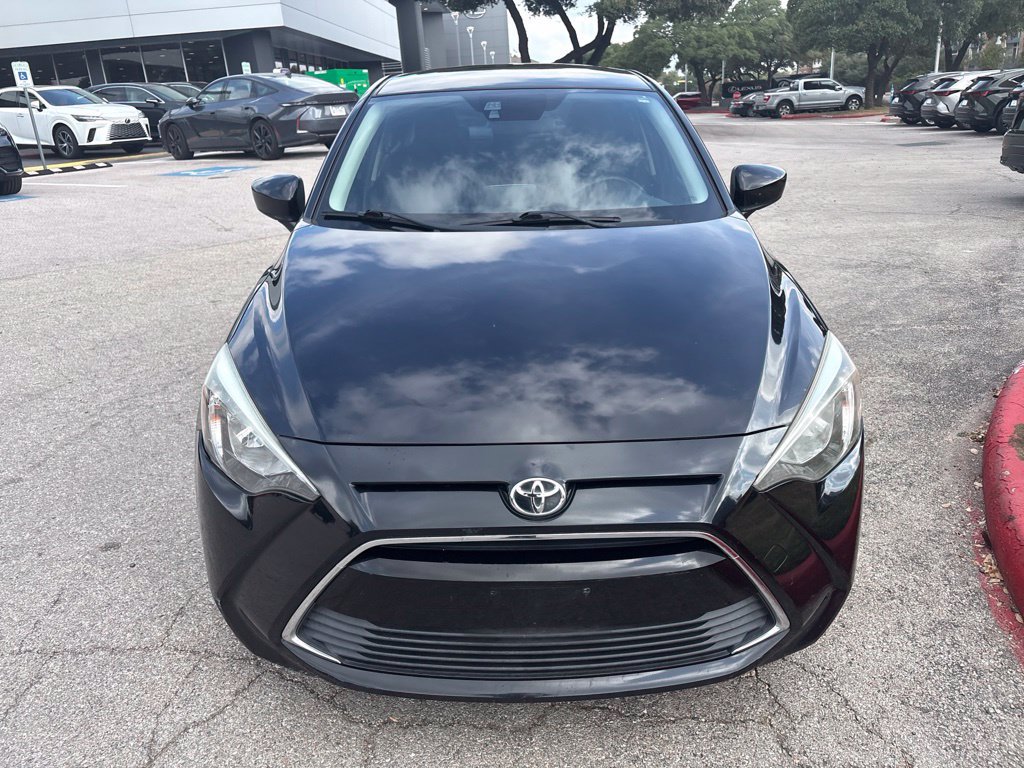 Used 2017 Toyota Yaris iA FWD image 8