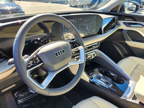 Used 2025 Audi Q5 Premium Plus w/ Premium Plus image 7