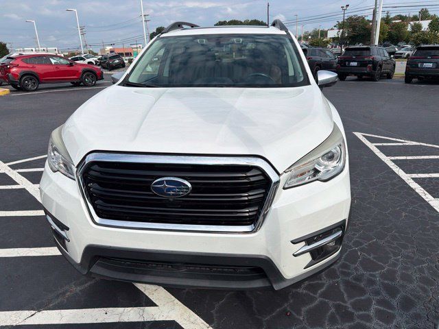Used 2019 Subaru Ascent Touring AWD/4WD image 2
