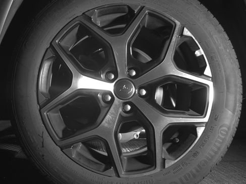 Used 2025 Jeep Compass Limited image 14