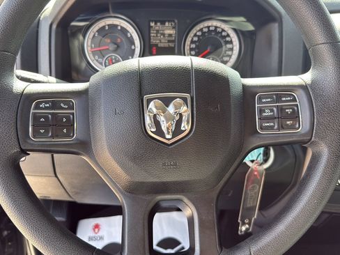 Used 2016 RAM 1500 Express RWD image 11