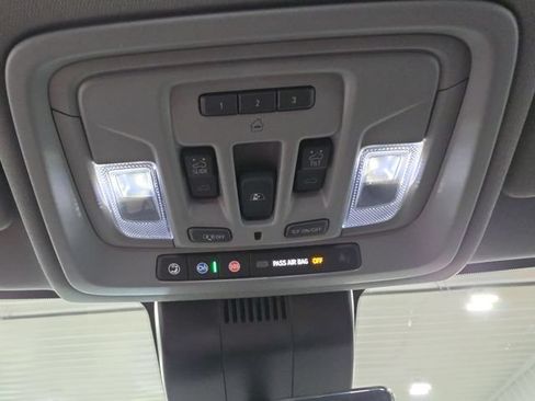 Used 2023 Chevrolet Silverado 1500 LTZ w/ LTZ Premium Package AWD/4WD image 21
