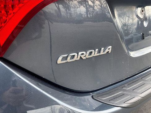 Used 2017 Toyota Corolla SE w/ SE Premium Package image 32