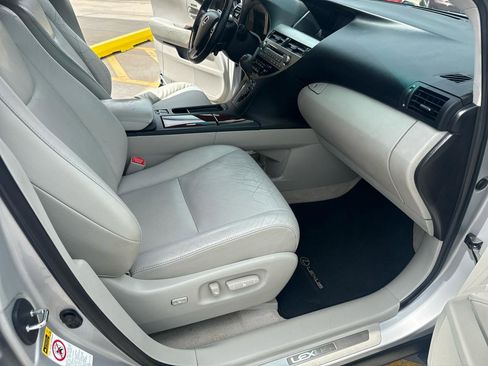 Used 2011 Lexus RX 350 2WD w/ Premium Pkg image 30