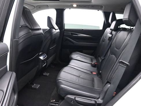 Used 2023 INFINITI QX60 Luxe FWD image 15