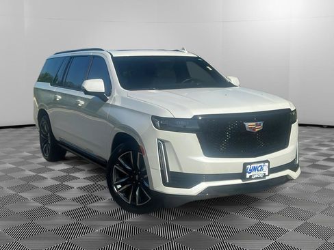 Used 2023 Cadillac Escalade ESV Sport w/ Touring Package AWD/4WD image 5