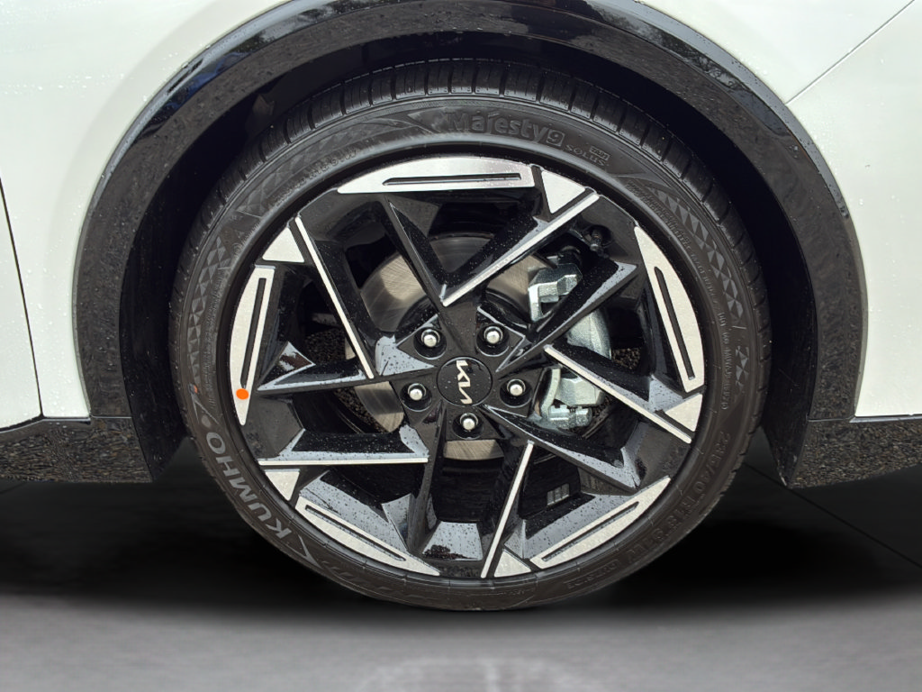 New 2026 Kia K4 GT-Line Turbo FWD image 31