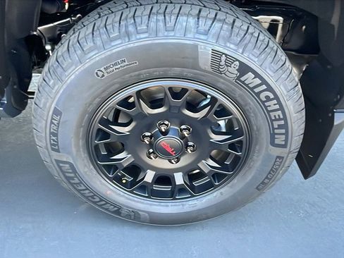 New 2026 Toyota 4Runner TRD Off-Road Premium AWD/4WD image 32