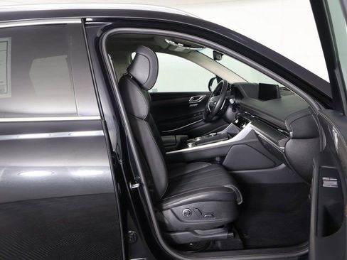 Used 2024 Genesis GV80 3.5T image 32