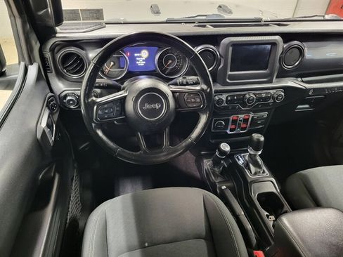 Used 2020 Jeep Wrangler Unlimited Sport image 25