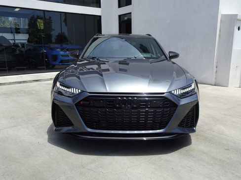 Used 2021 Audi RS 6 w/ Executive Package AWD/4WD image 2